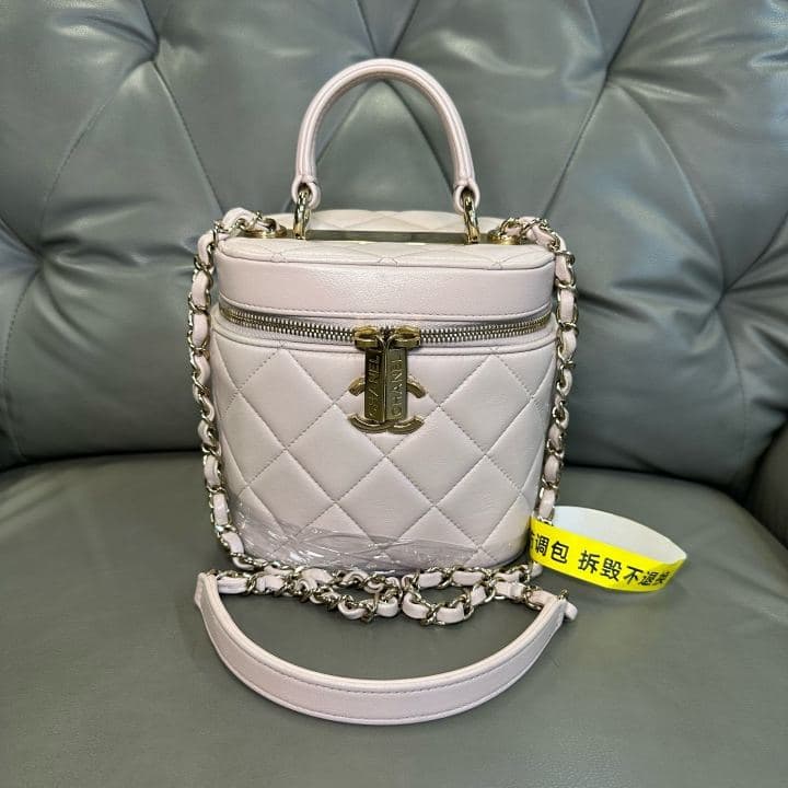 Chanel Trendy CC Vanity Case, , condition grade A
