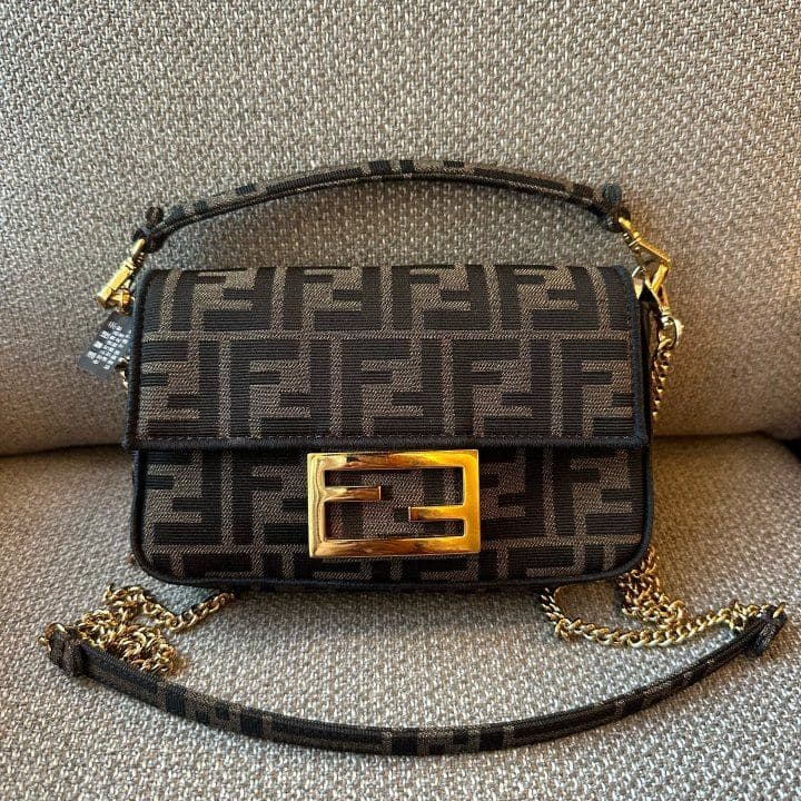 Fendi Baguette, , condition grade A