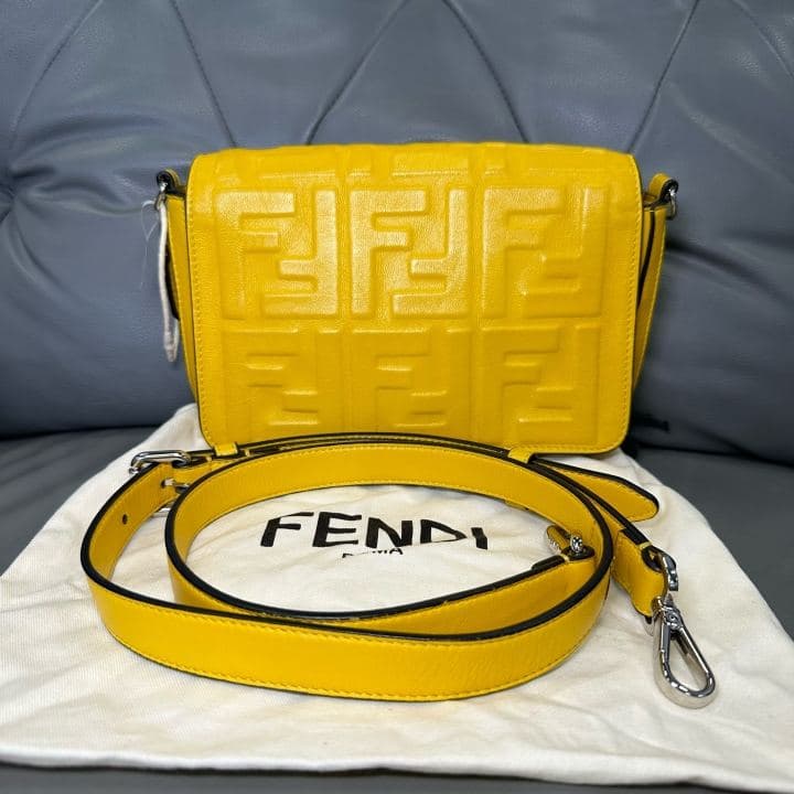 Fendi Wallet on Chain, Yellow, condition grade A