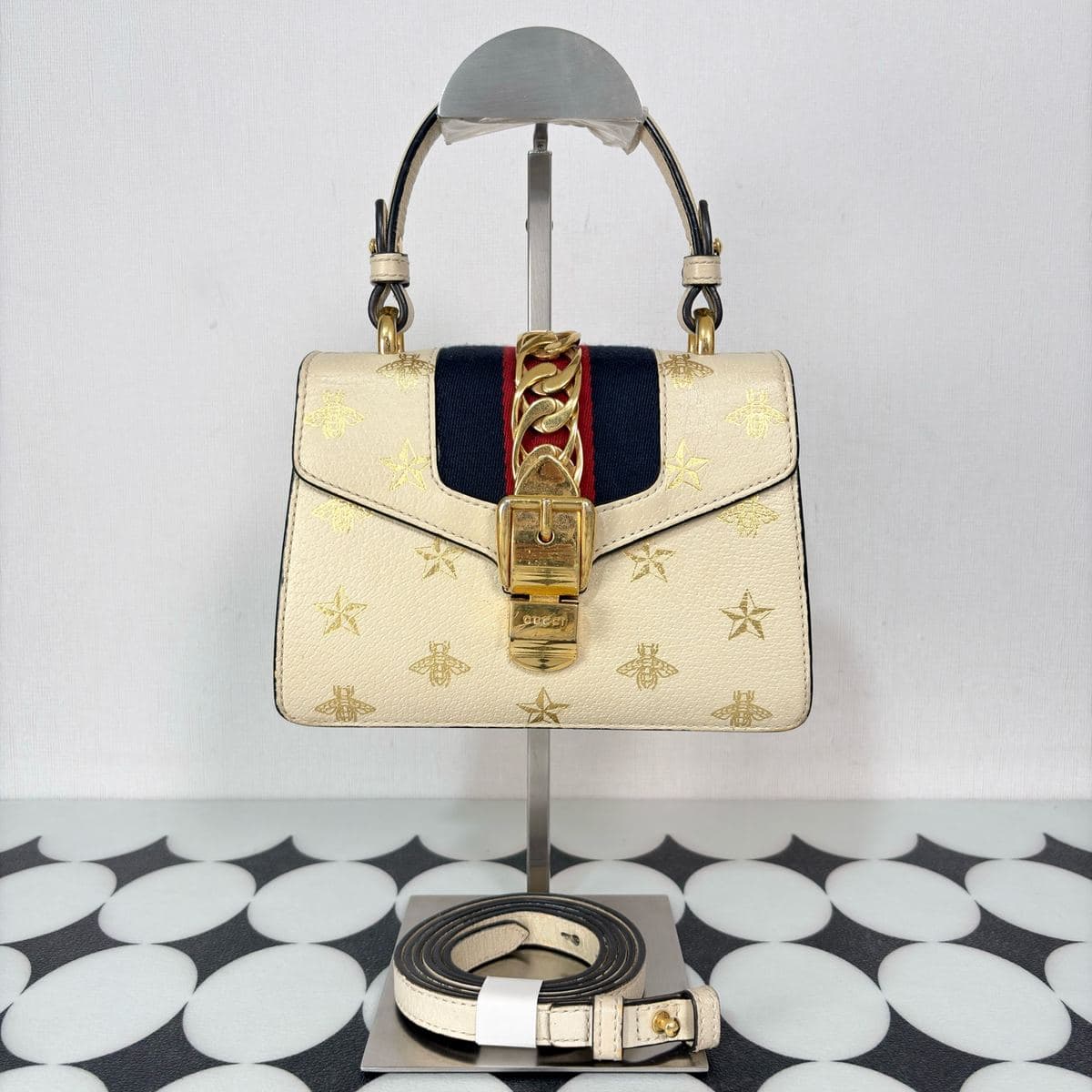 Gucci Sylvie Top Handle Bag (bee), , condition grade A