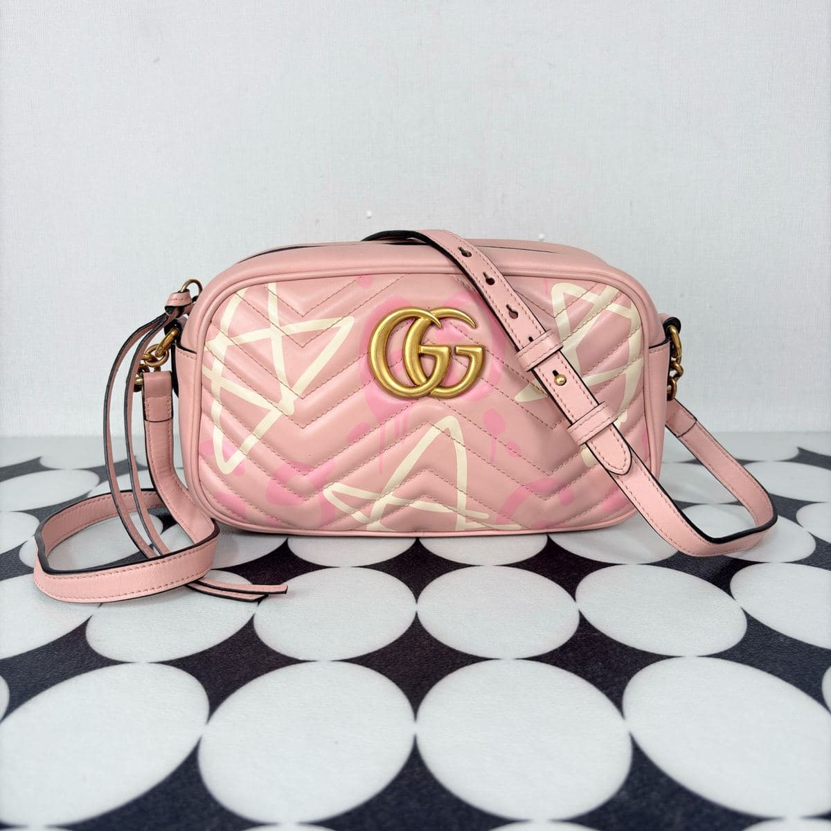 Gucci GG Marmont Camera Bag (graffiti), Pink, condition grade A