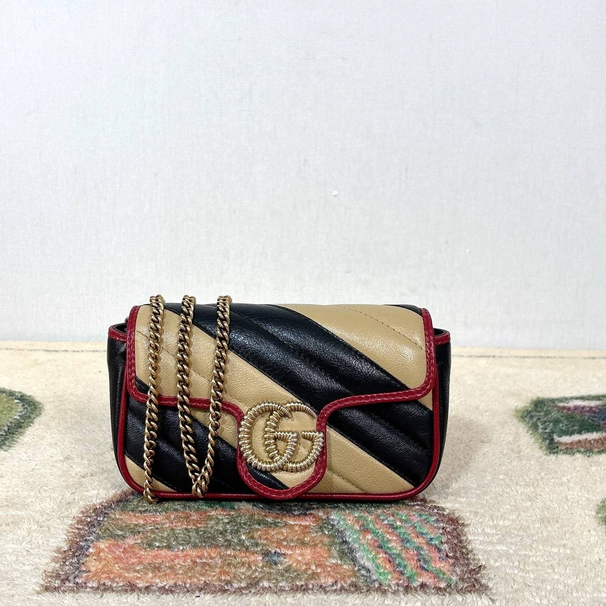 Gucci GG Marmont Mini Chain Bag, , condition grade A
