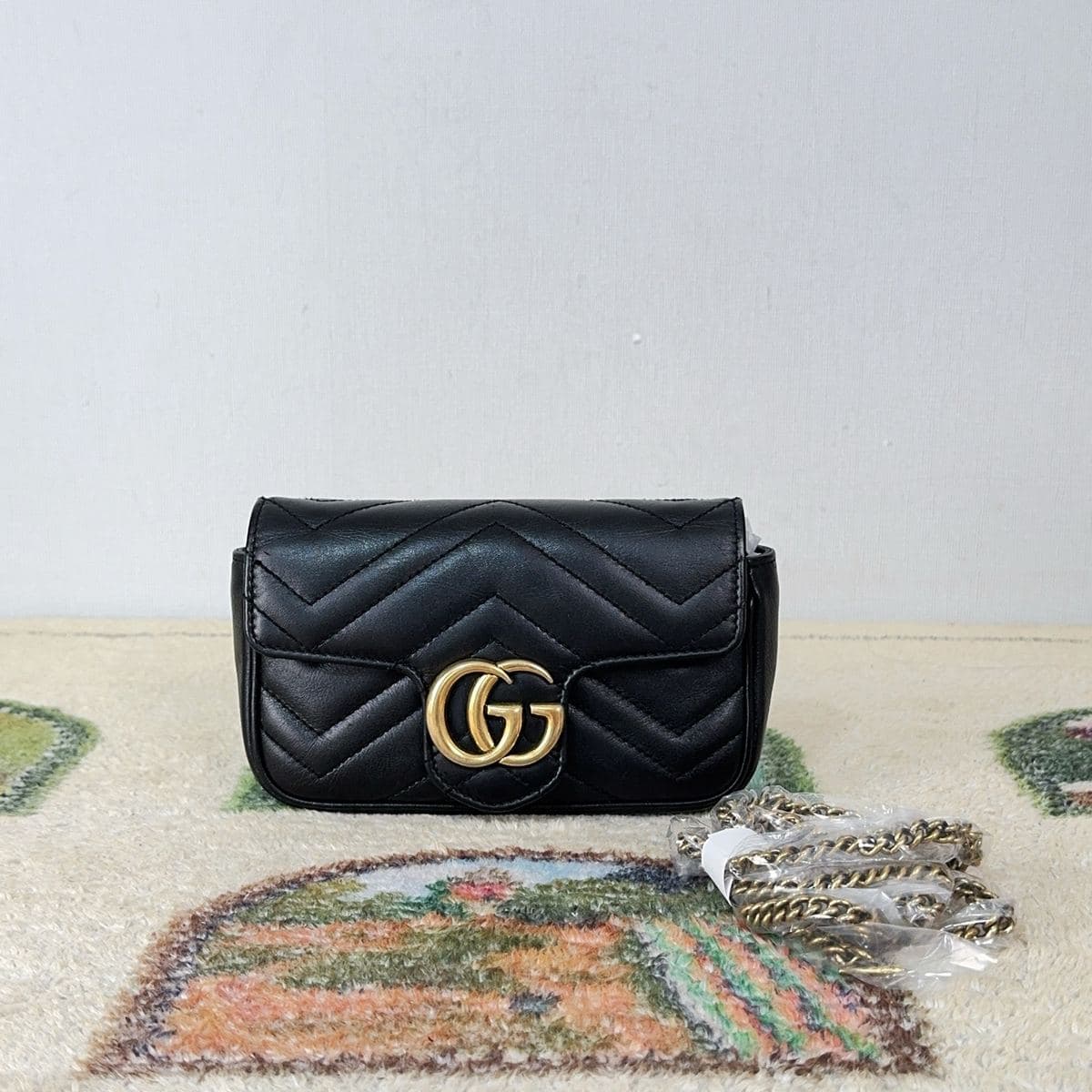 Gucci GG Marmont Chain Bag, Black / gold hardware, condition grade A