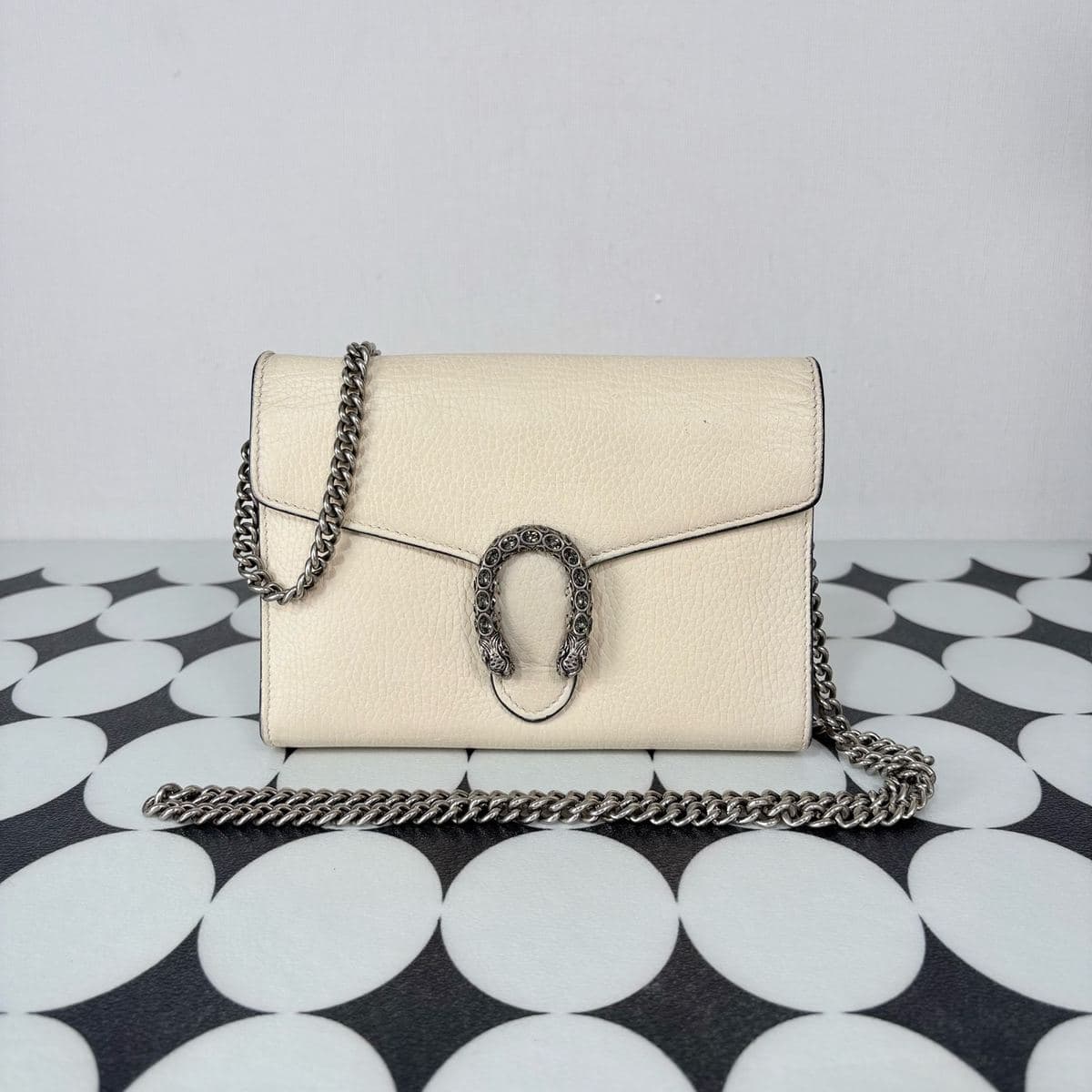 Gucci Dionysus Wallet on Chain, White, condition grade A