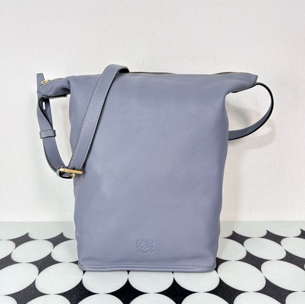 Loewe Bucket Bag, , condition grade A