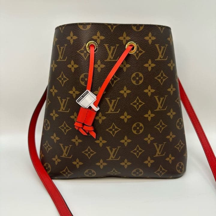 Louis Vuitton NéoNoé, Brown / Red, condition grade A