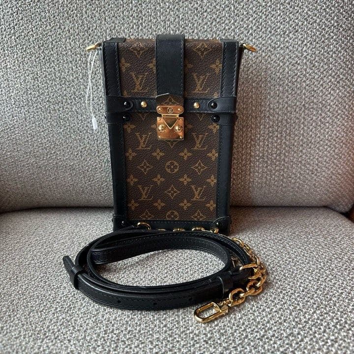 Louis Vuitton Vertical Trunk Pochette, Brown, condition grade A
