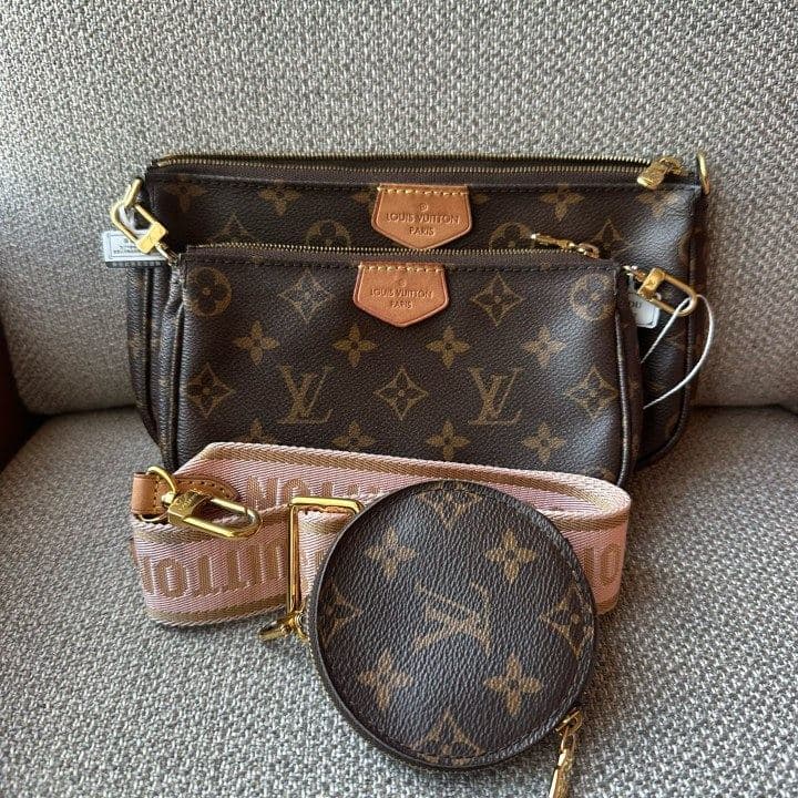 Louis Vuitton Multi Pochette Accessoires, Pink strap, condition grade A
