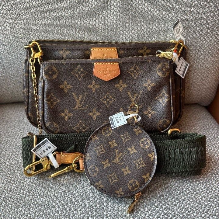Louis Vuitton Multi Pochette Accessoires, Khaki strap, condition grade A