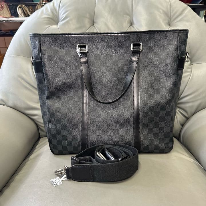 Louis Vuitton Damier Graphite Tote, Black, condition grade A