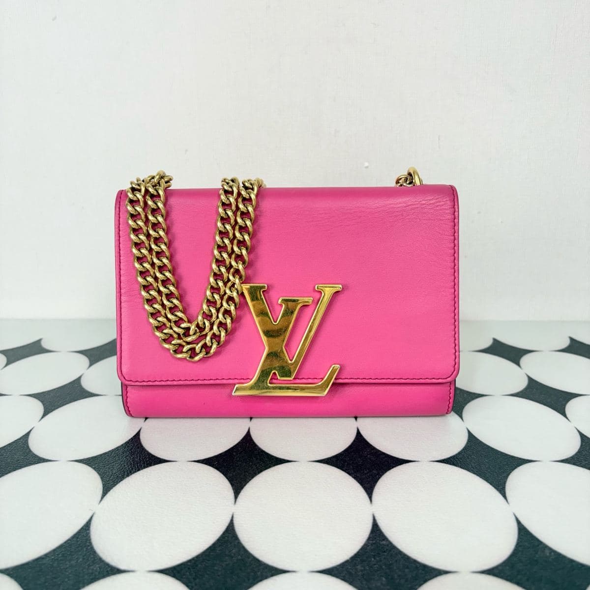 Louis Vuitton Chain Shoulder Bag, Red, condition grade A