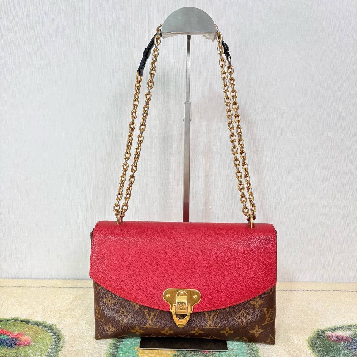 Louis Vuitton Pallas Chain, , condition grade A