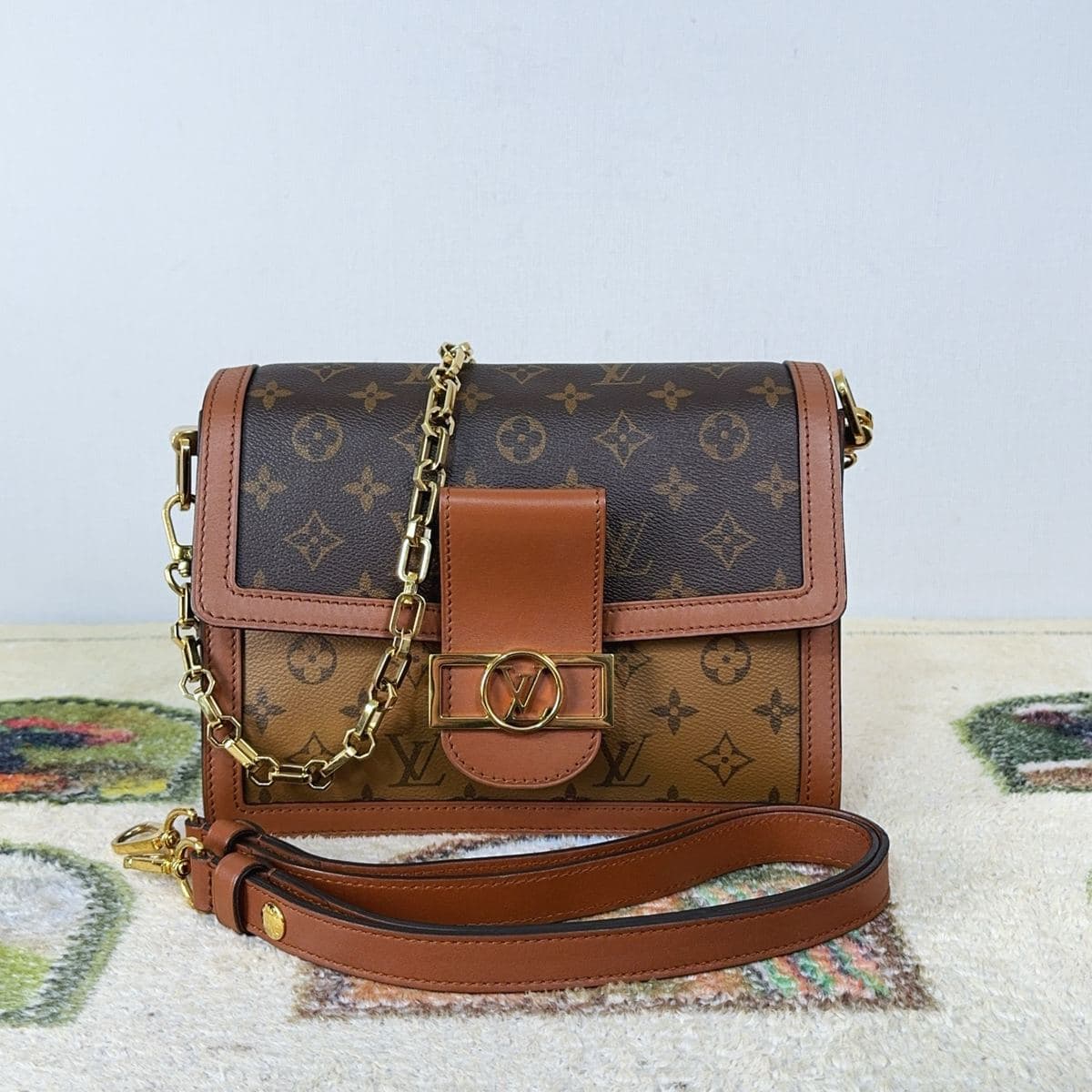 Louis Vuitton Dauphine MM, Brown, condition grade A