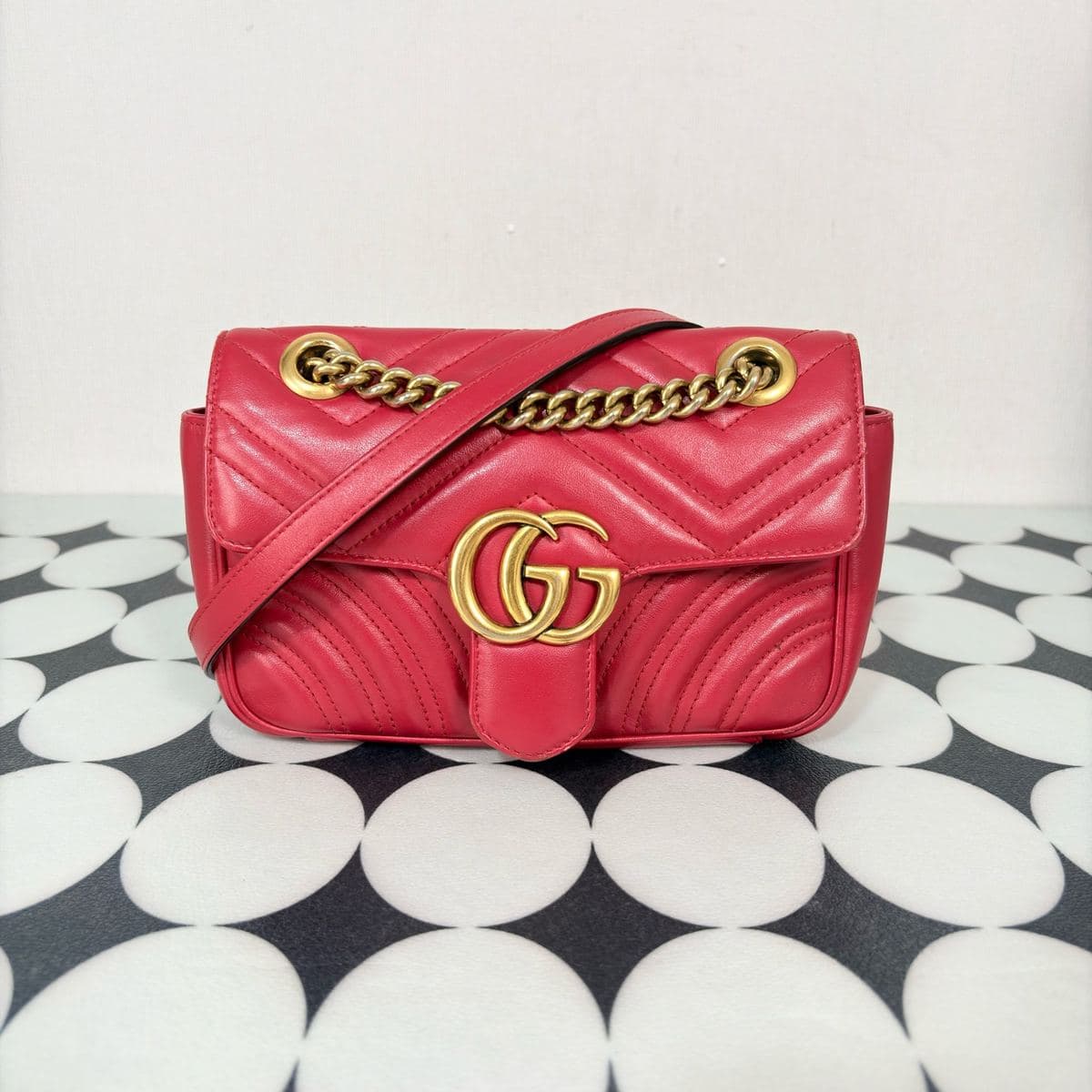 Gucci GG Marmont Shoulder Bag 22, , condition grade A