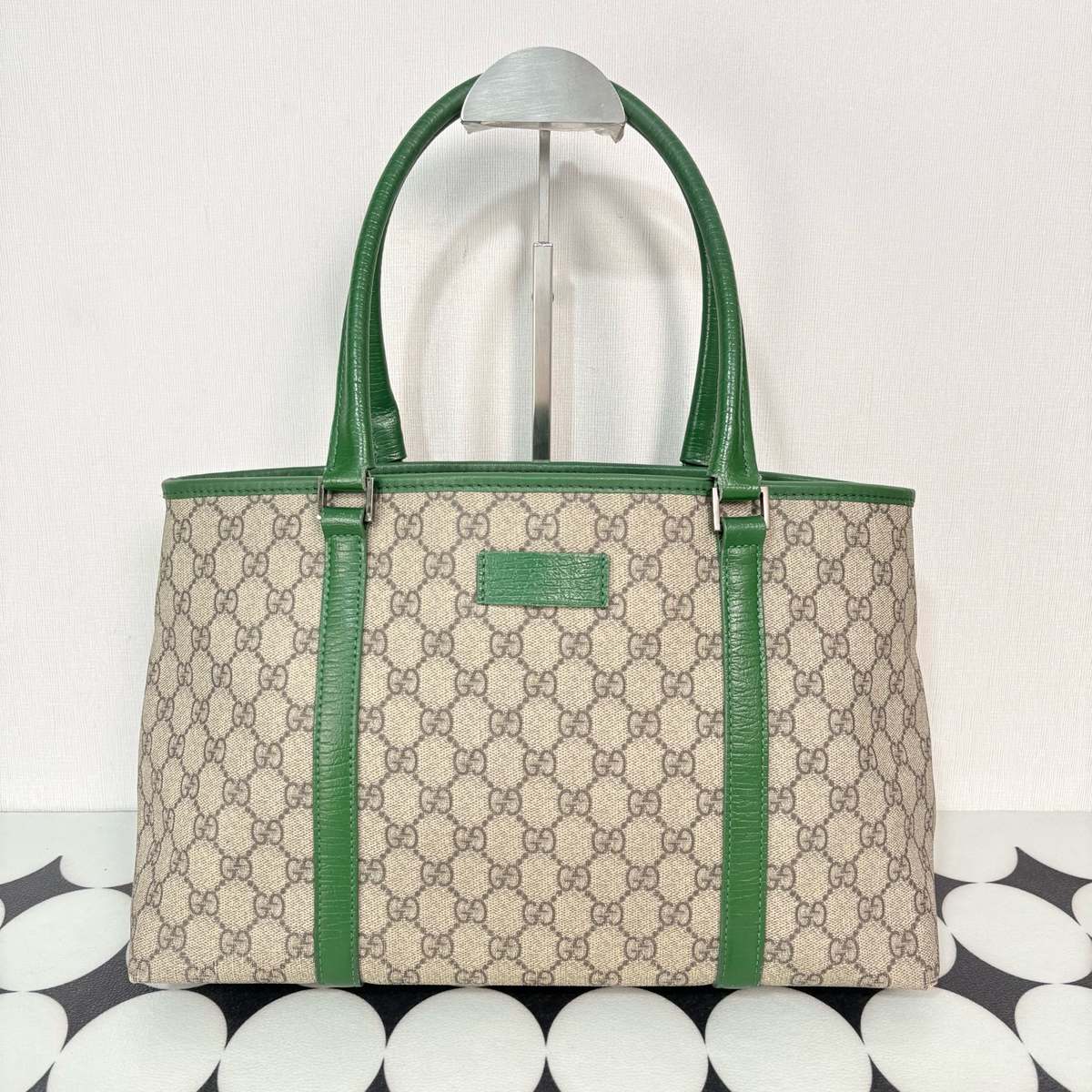 Gucci GG Supreme Tote, , condition grade A