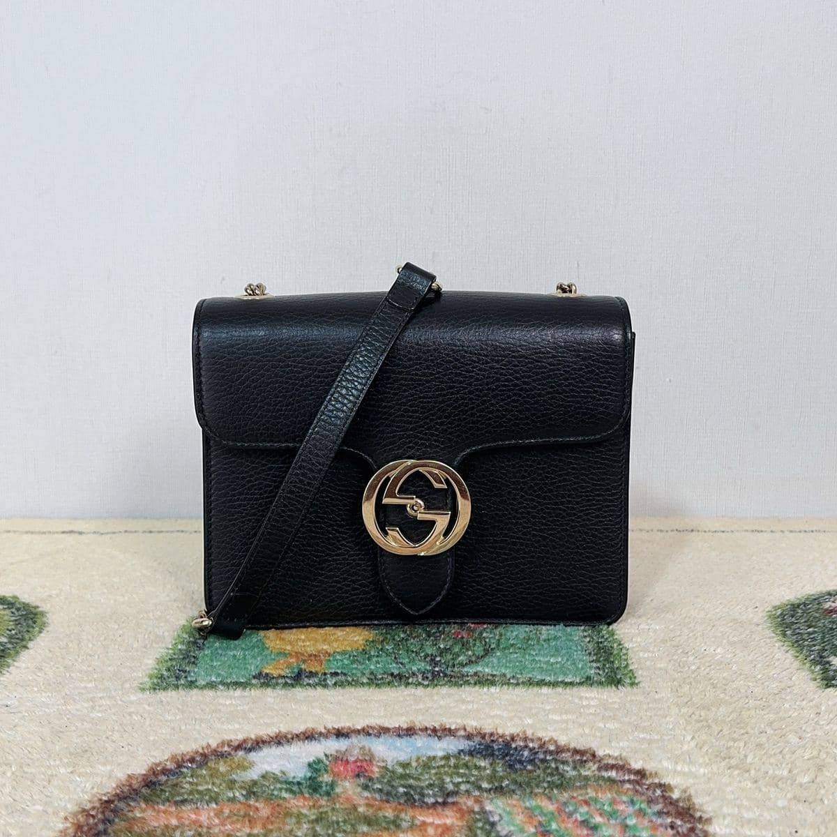 Gucci Small Accordion Chain Shoulder Bag, Black, condition grade A
